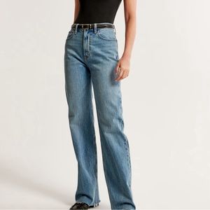 Abercrombie & Fitch High Rise 90s Relaxed Jeans Size 8L 29